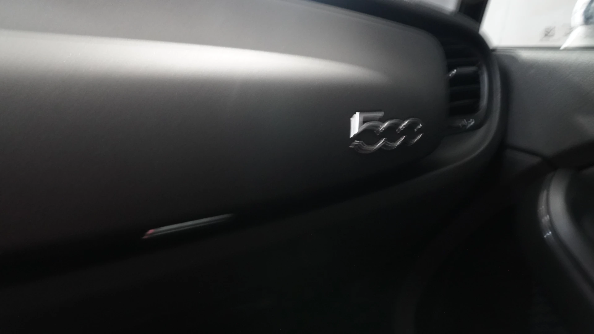 Fiat 500X 1.3 MTJ CITYCROSS 95CV 33