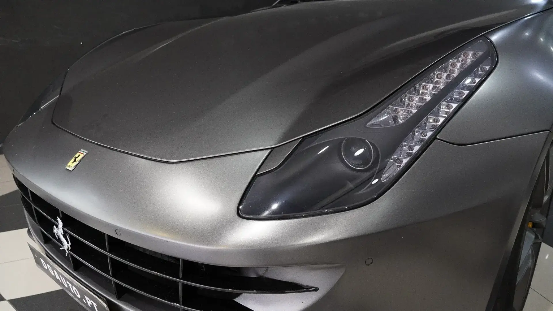 Ferrari FF V.12 6.3 14