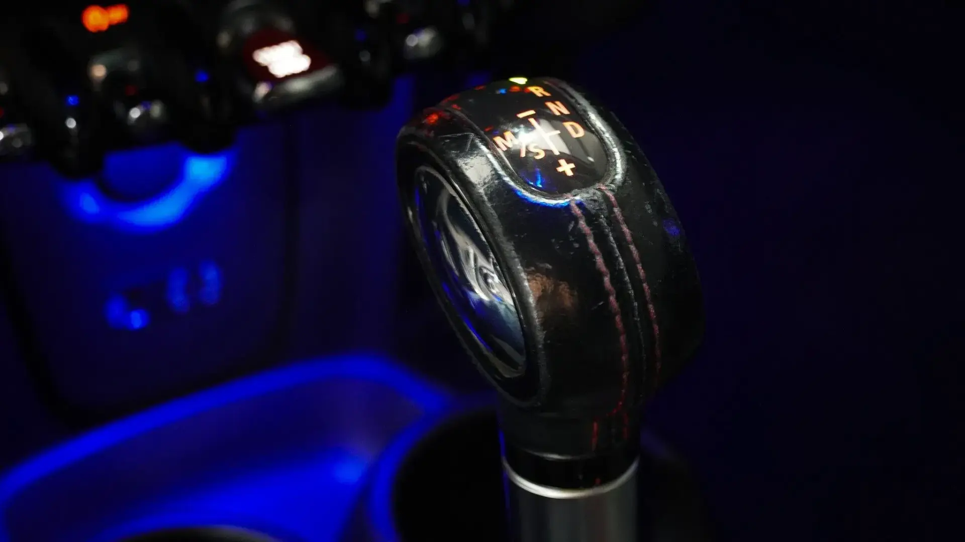 MINI 3 Portas Cooper SD Auto 28