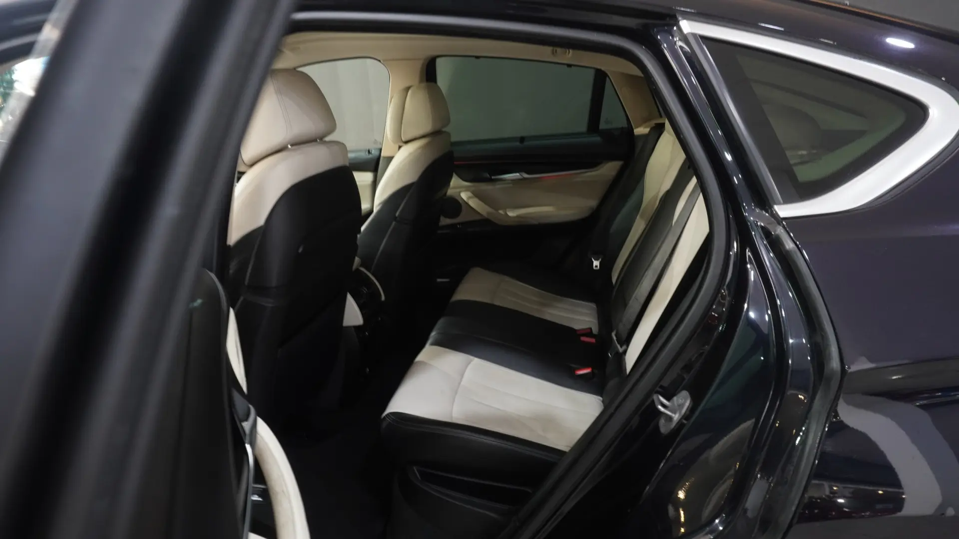 BMW X6 40 d xDrive 14