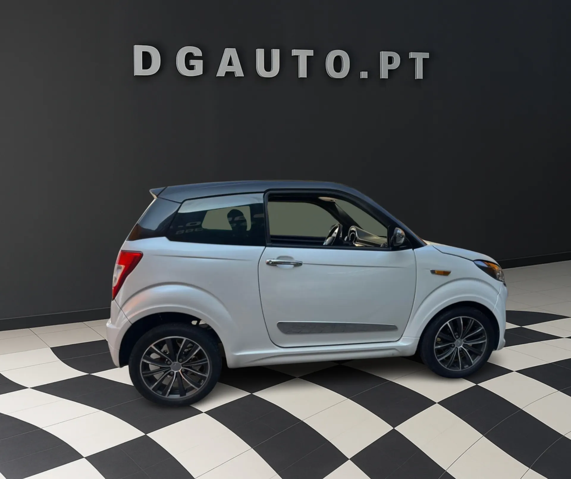 Ligier JS 50 JS50L 3