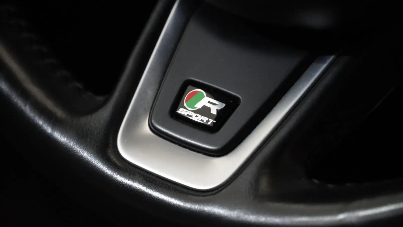 Jaguar XE 2.0 D R-Sport Aut. 14