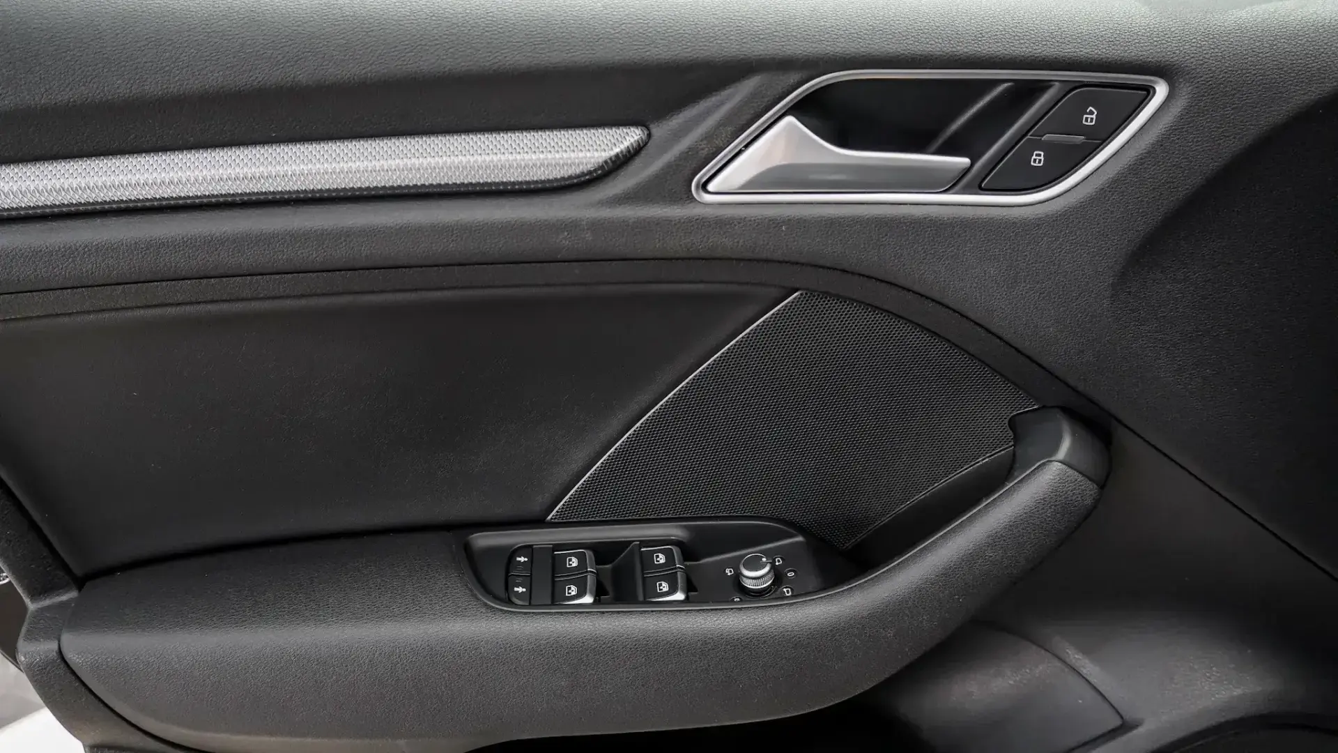 Audi A3 Limousine TDI LIMOUSINE S-LINE 13