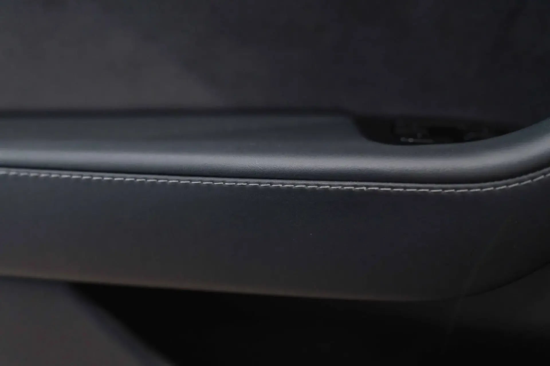 Tesla Model 3 Performance Dual Motor AWD 10