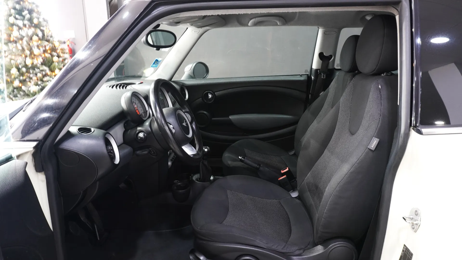 MINI 3 Portas One 1.6 19