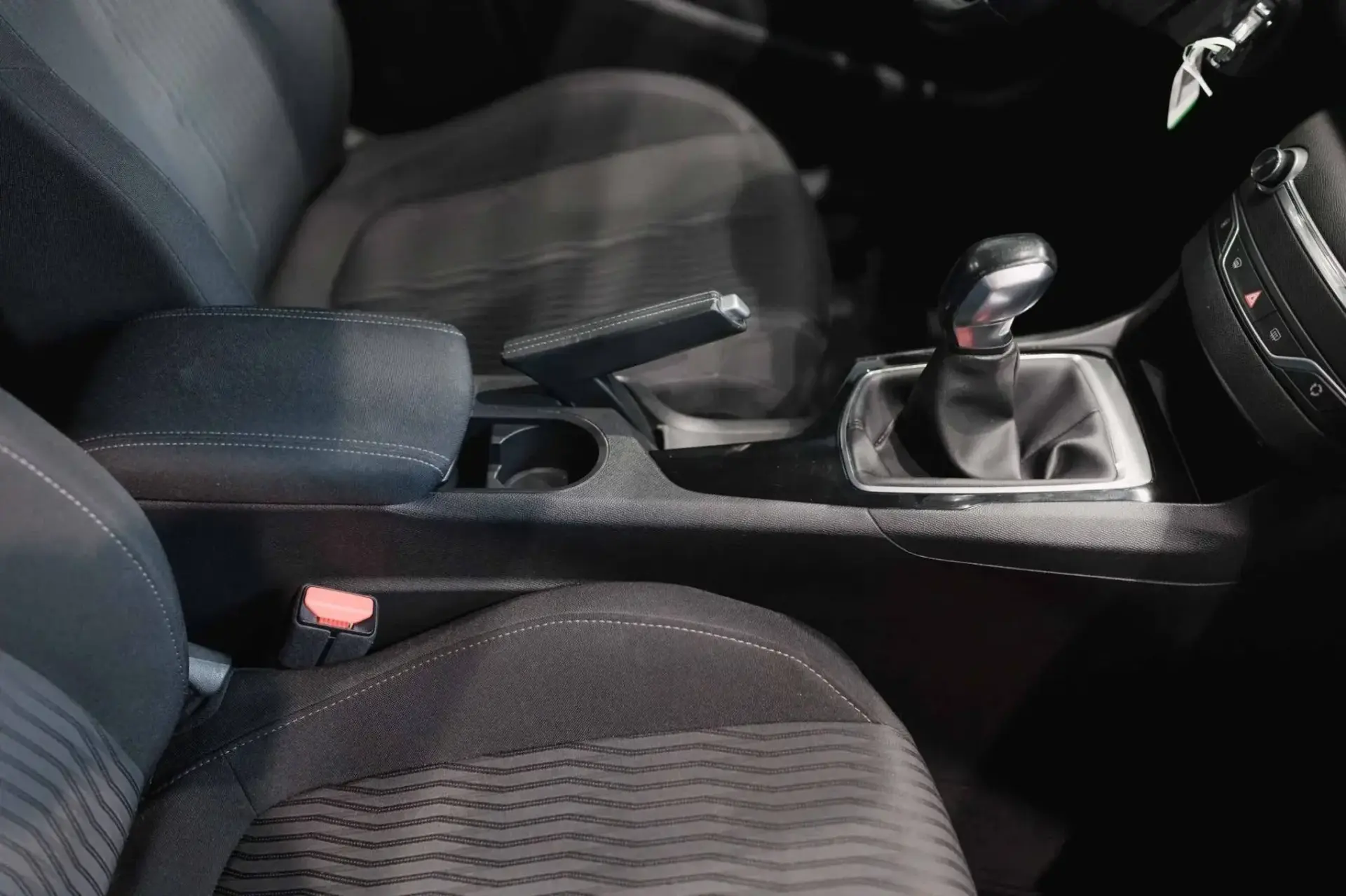 Peugeot 308 SW 1.6 HDi Active 16