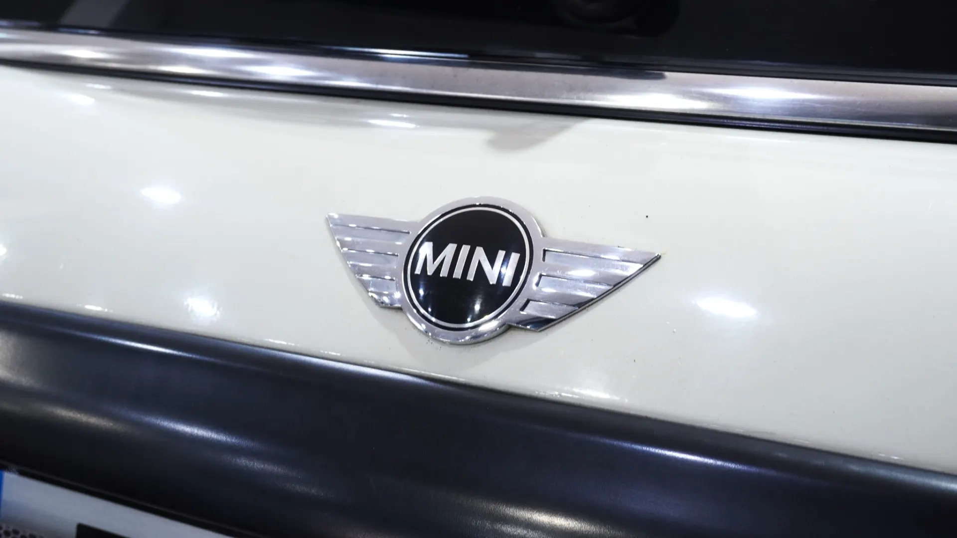 MINI 3 Portas One 1.6 15