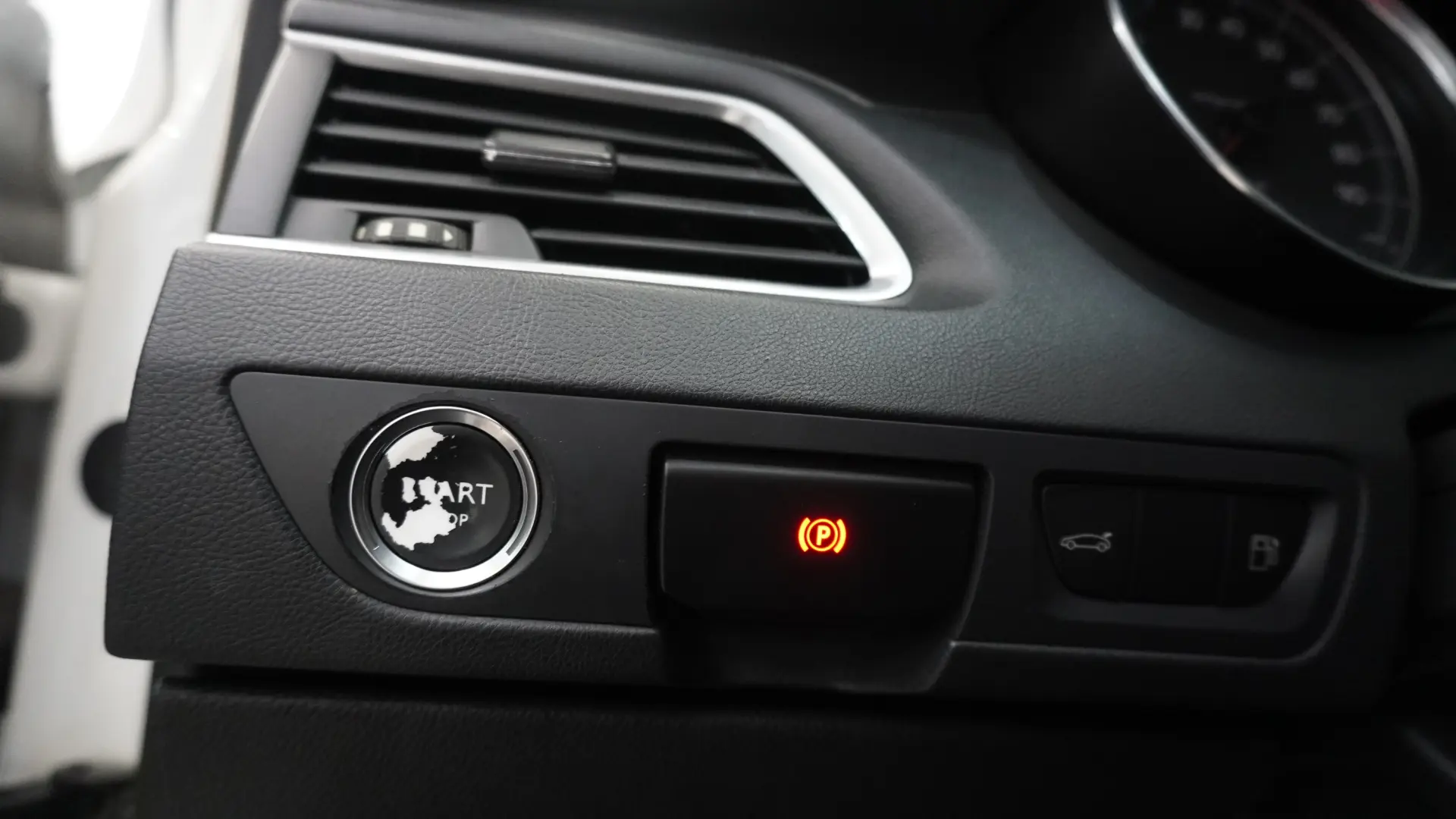 Peugeot 508 2.0 HDi Hybrid4 2-Tronic 16