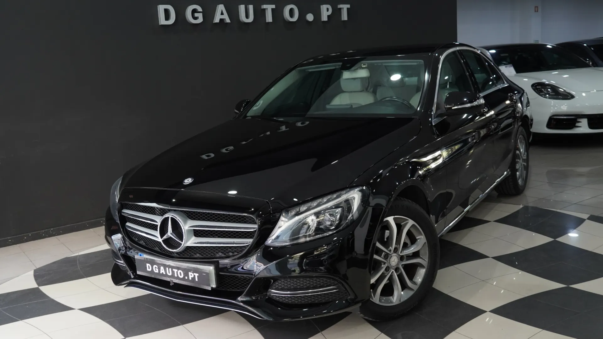 Mercedes-Benz C 200 BlueTEC Avantgarde 3