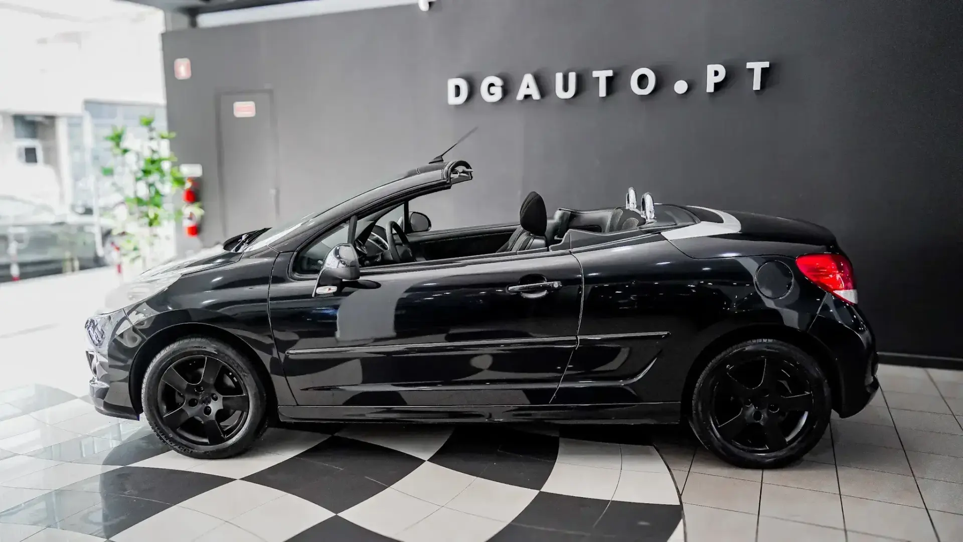 Peugeot 207 CC 1.6 VTi Active 25