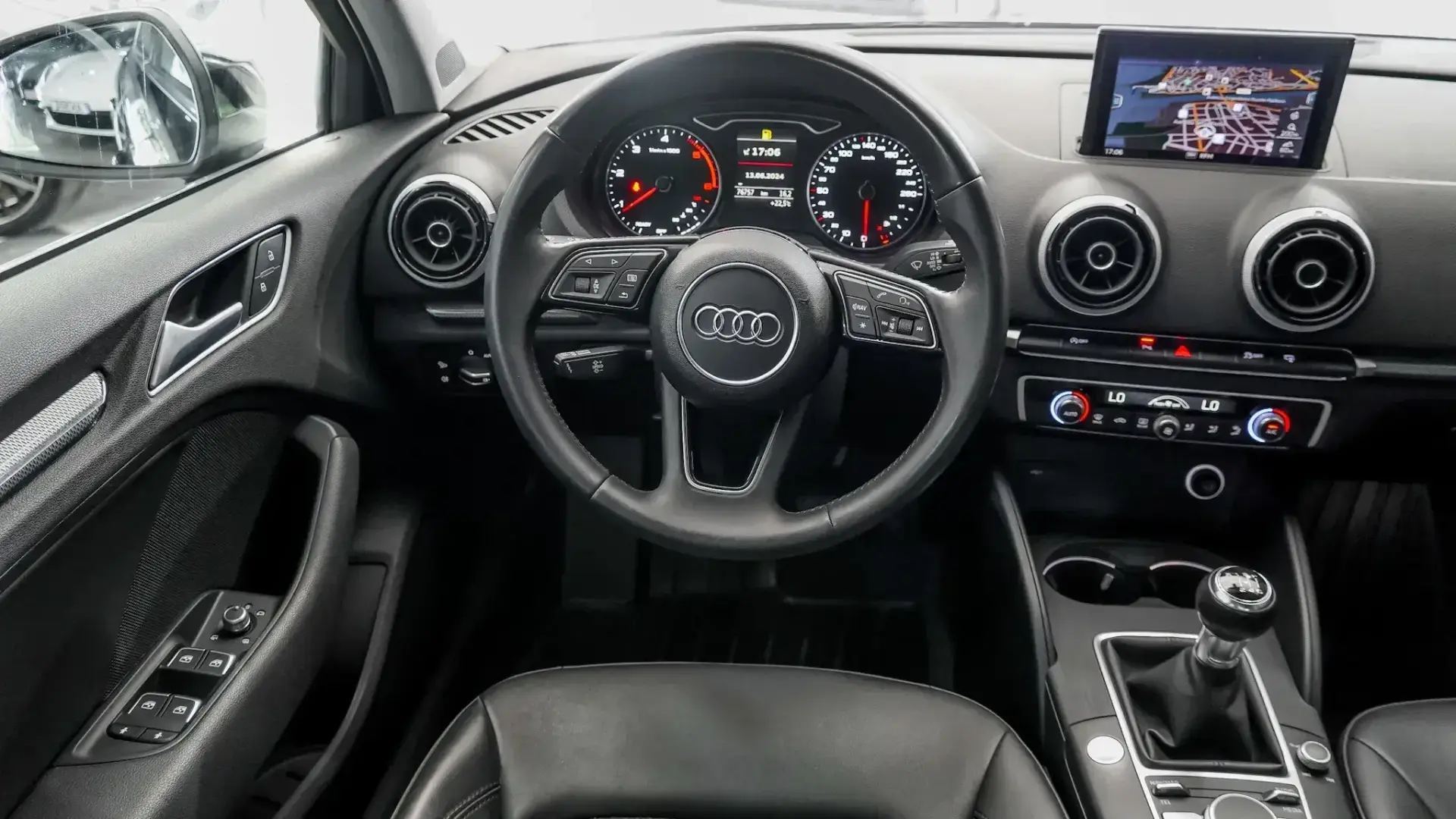 Audi A3 Limousine TDI LIMOUSINE S-LINE 18