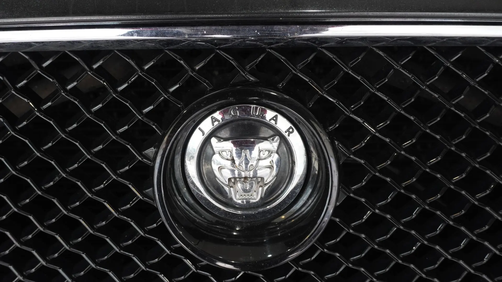 Jaguar XF 3.0 D V6 S Portfolio 3