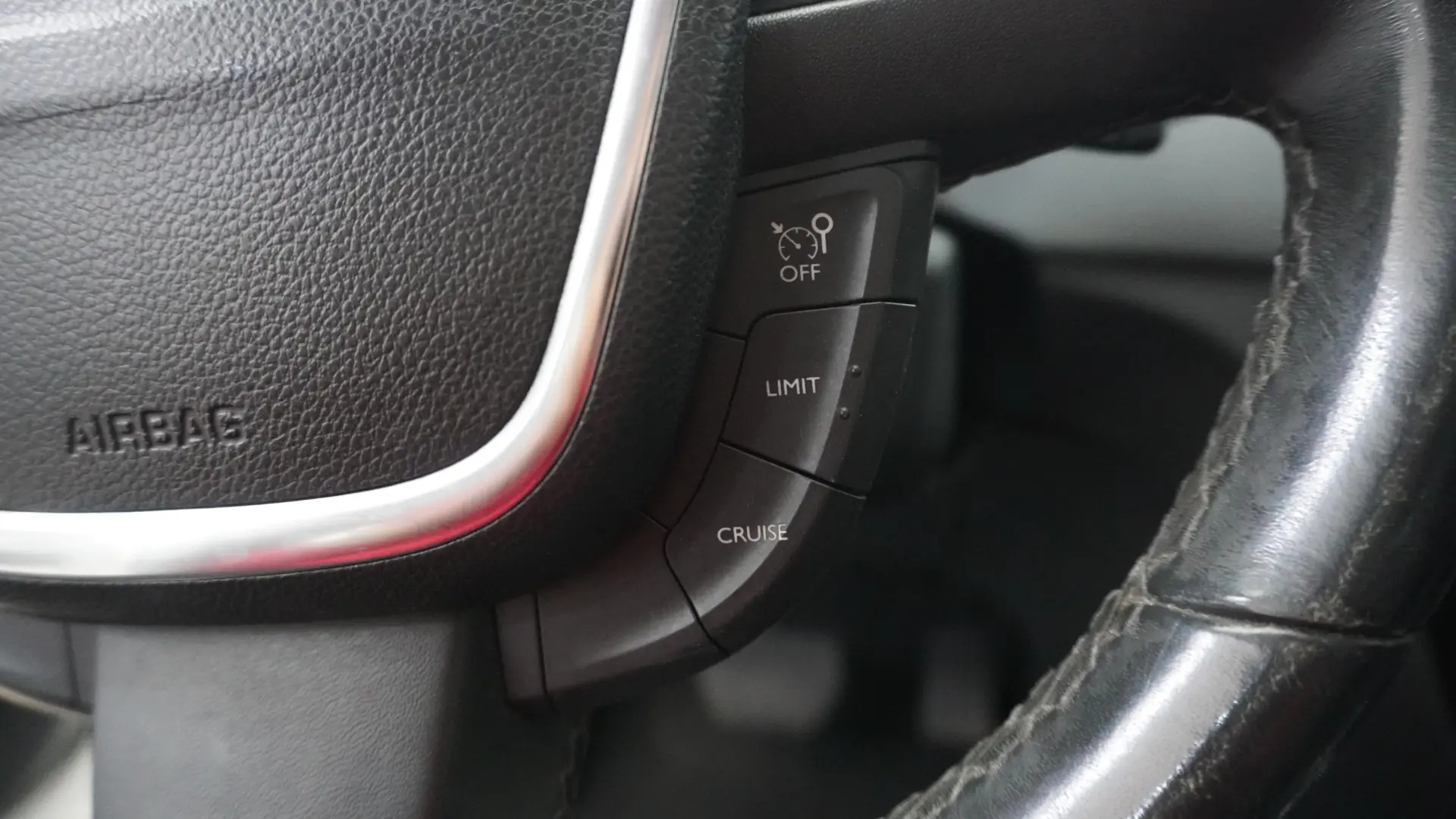 Peugeot 508 2.0 HDi Hybrid4 2-Tronic 23