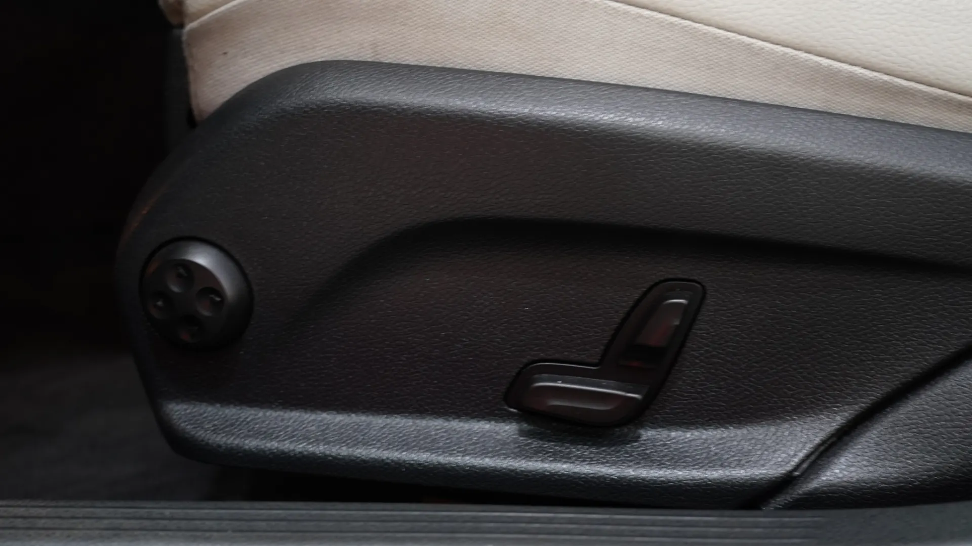 Mercedes-Benz C 200 BlueTEC Avantgarde 24