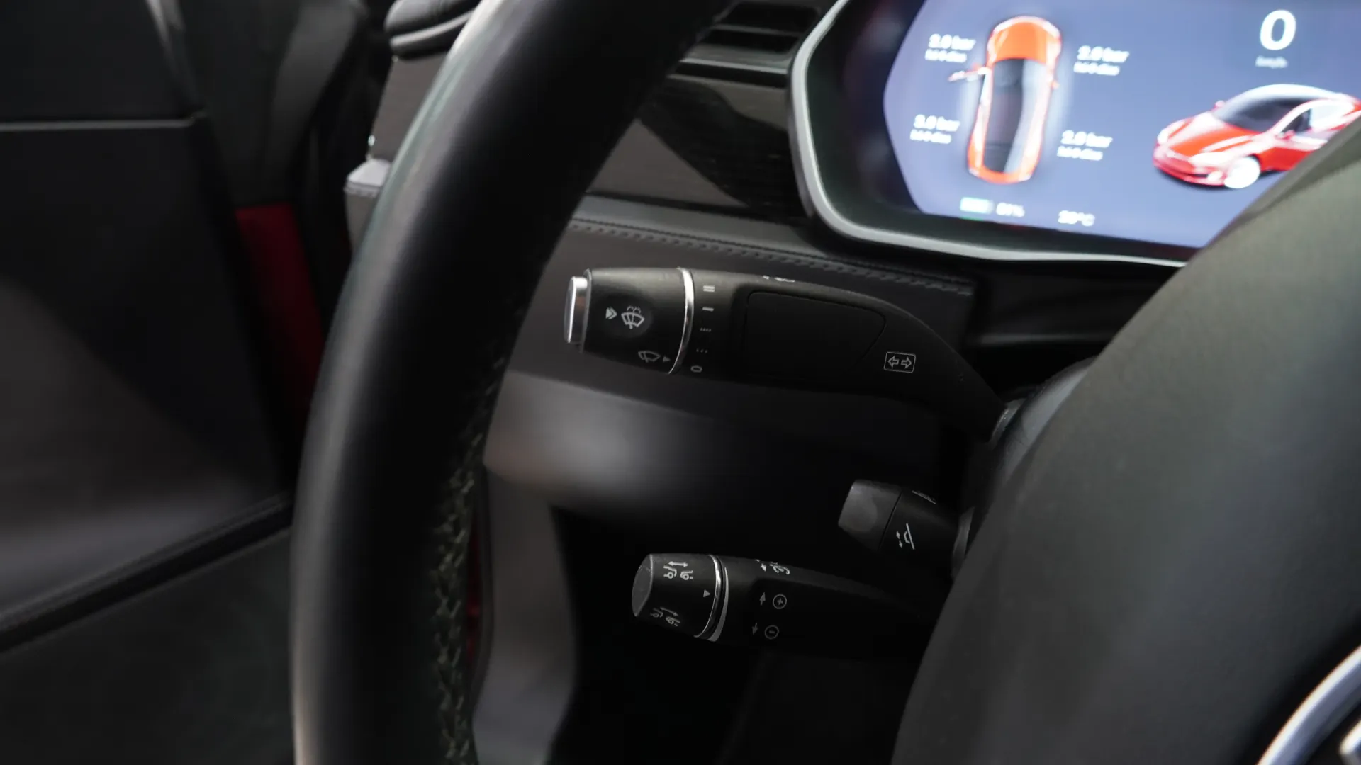 Tesla Model S 75D 42