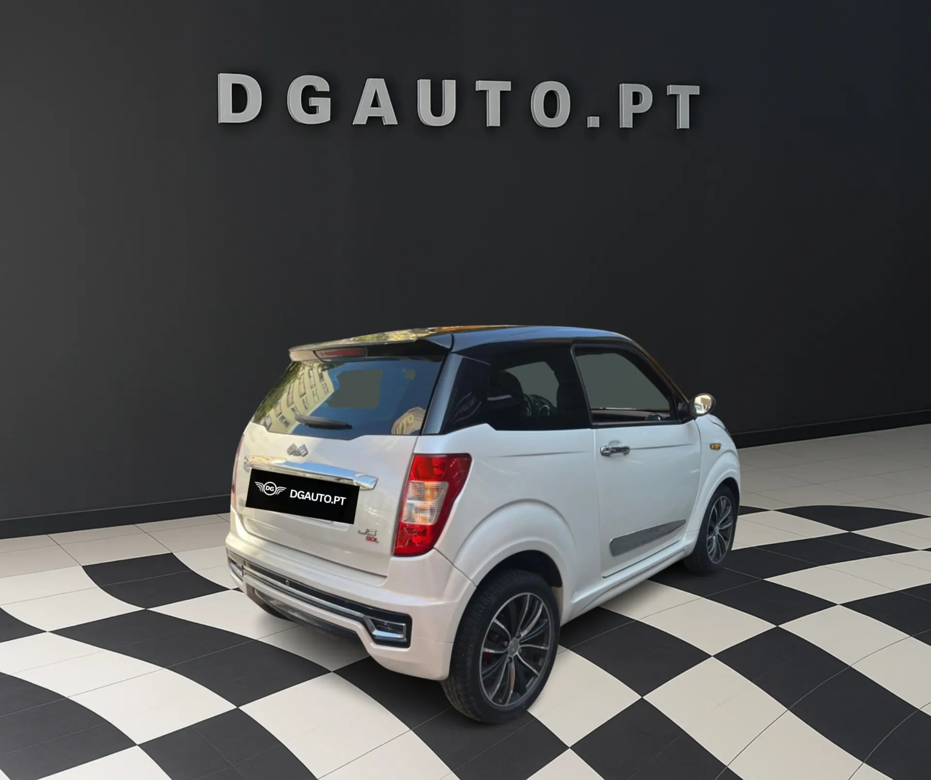 Ligier JS 50 JS50L 4