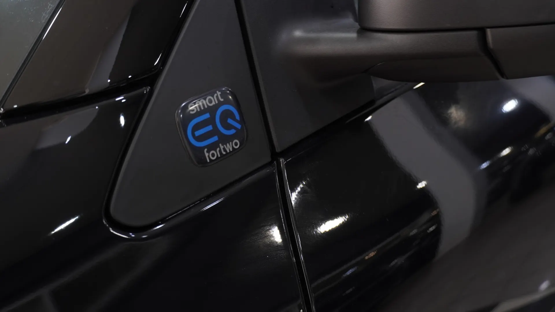 Smart ForTwo Coupé EQ Passion 32