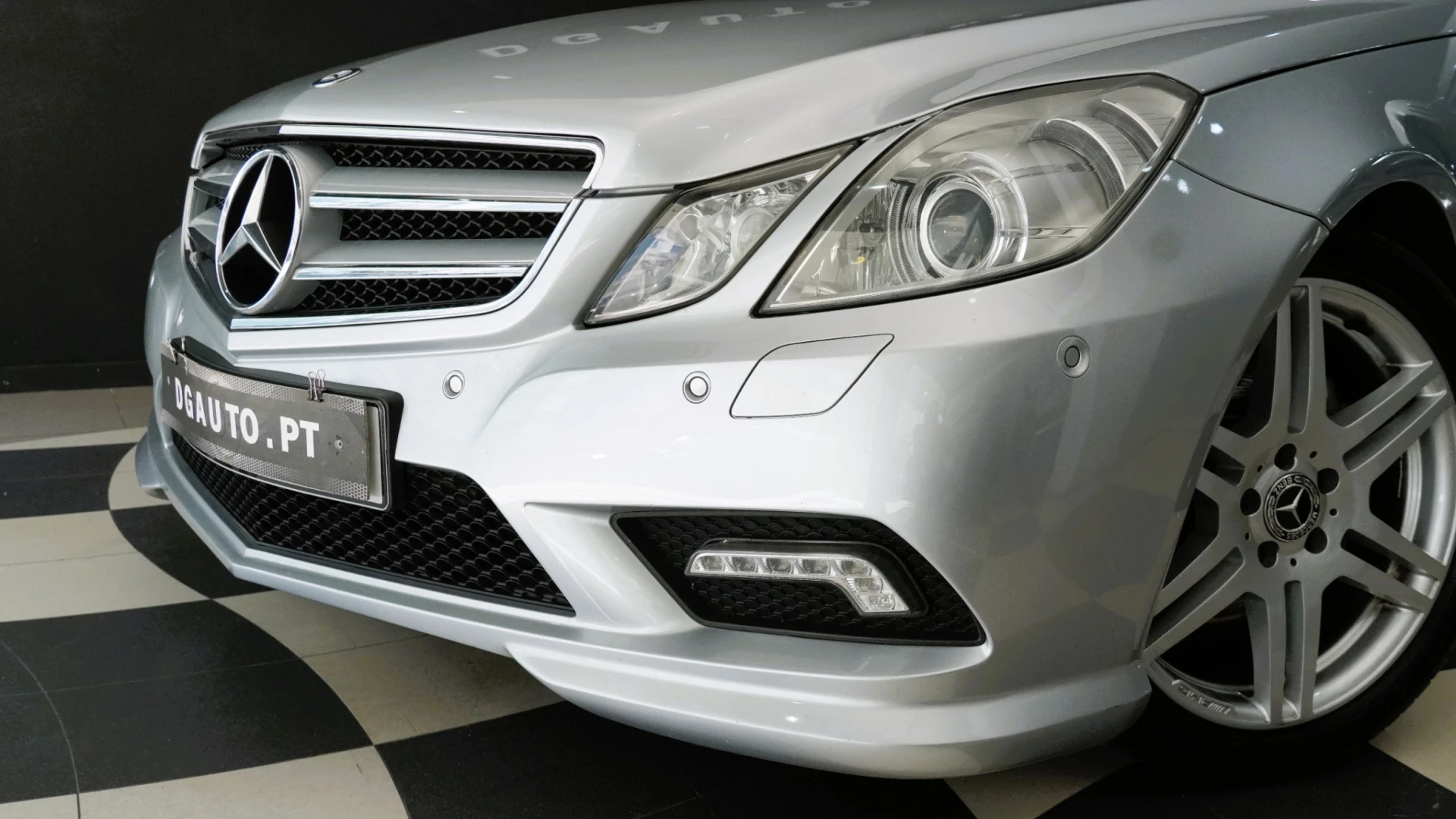 Mercedes-Benz E 250 CDI AMG 6