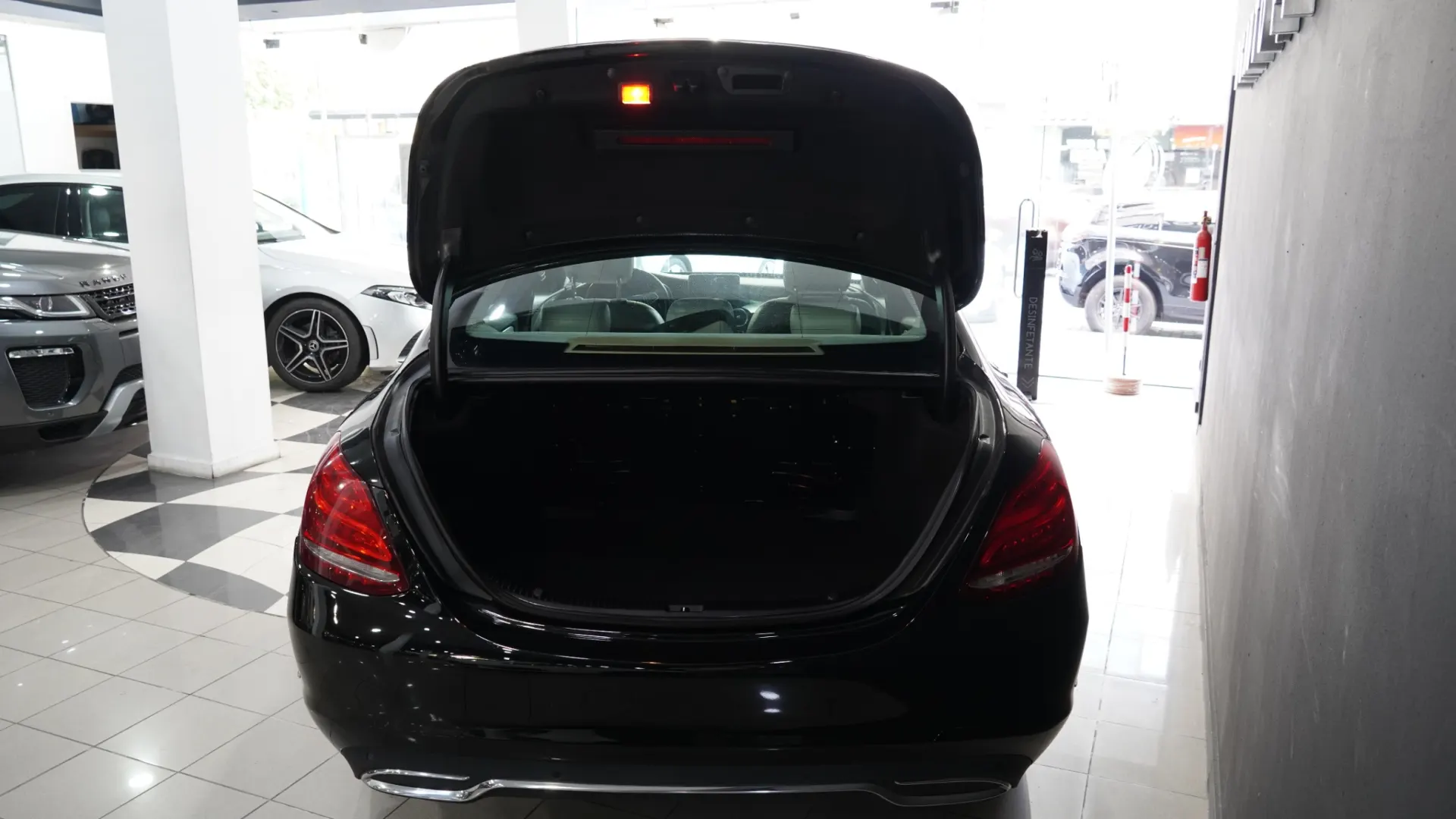 Mercedes-Benz C 200 BlueTEC Avantgarde 12