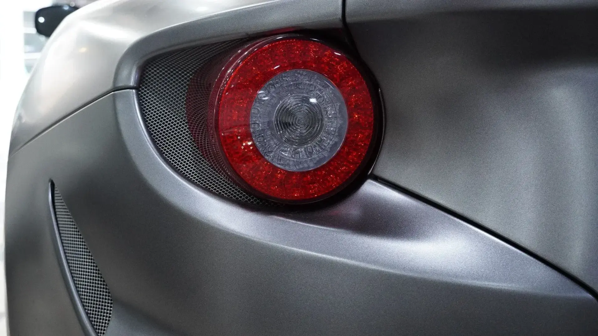 Ferrari FF V.12 6.3 23