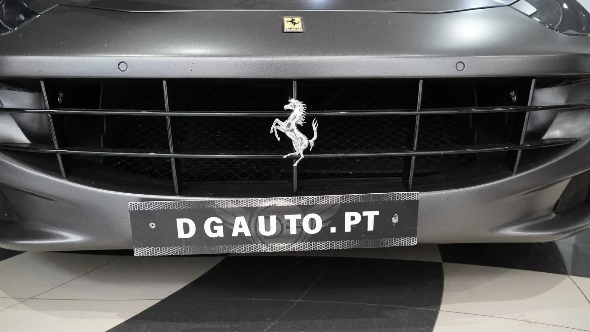 Ferrari FF V.12 6.3 12