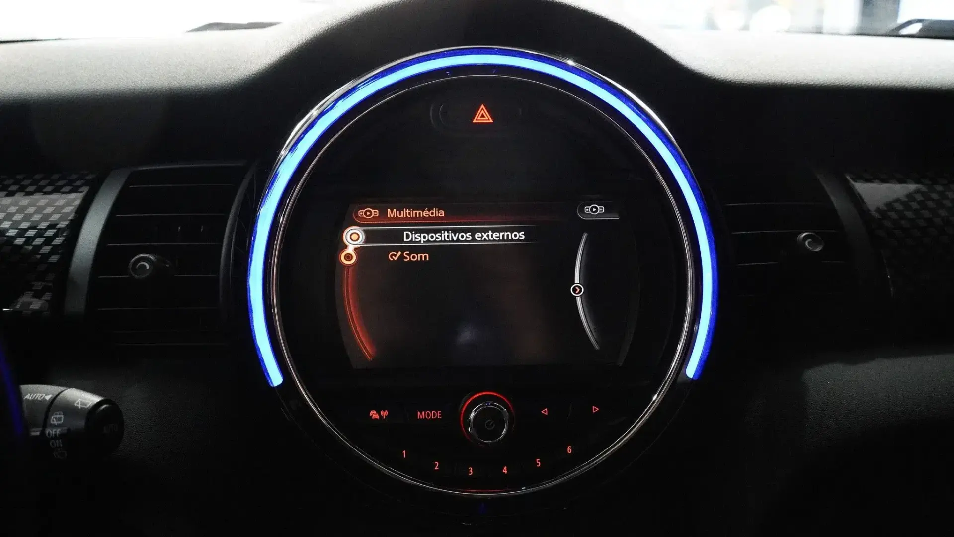 MINI 3 Portas Cooper SD Auto 24