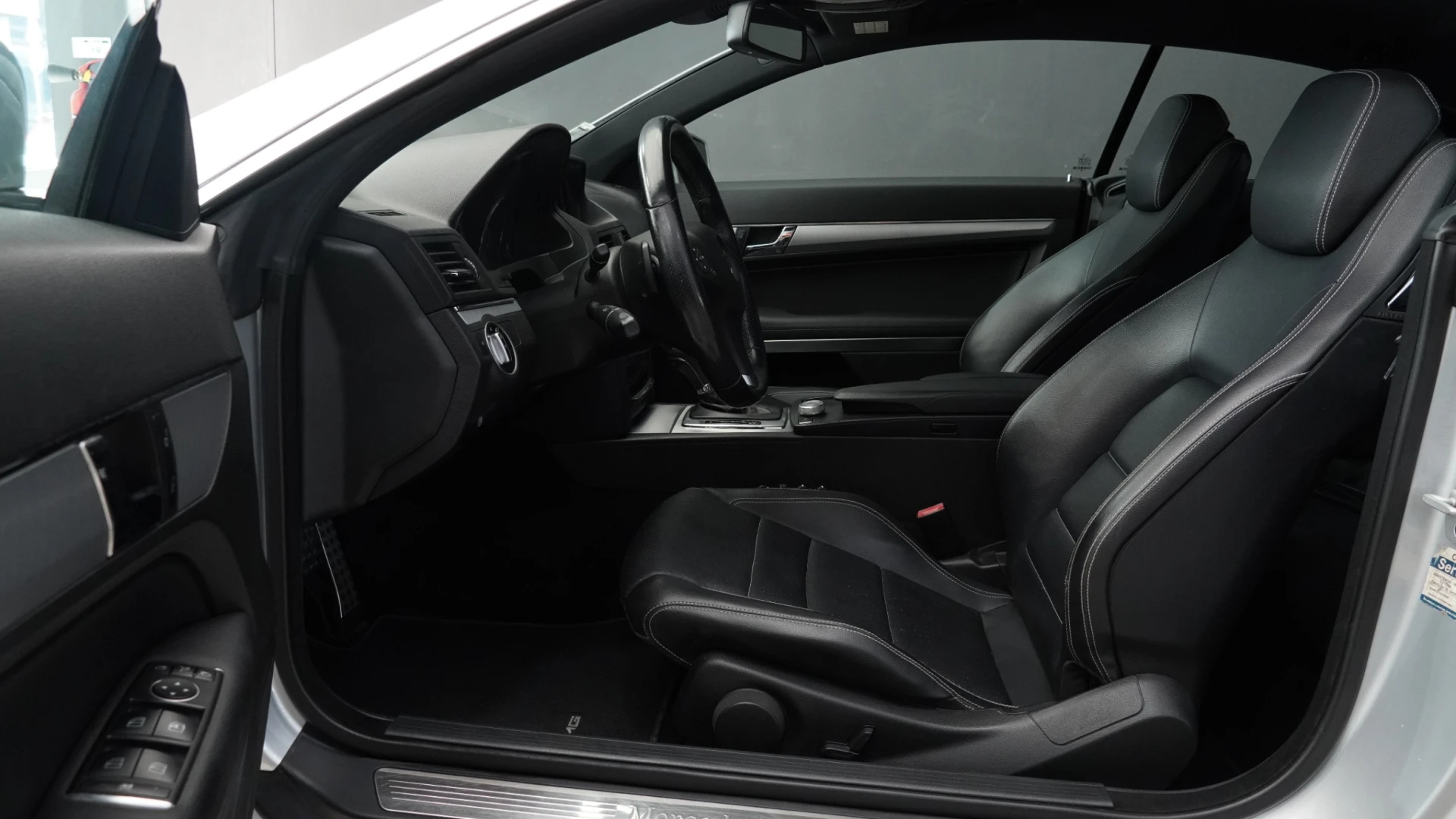 Mercedes-Benz E 250 CDI AMG 28