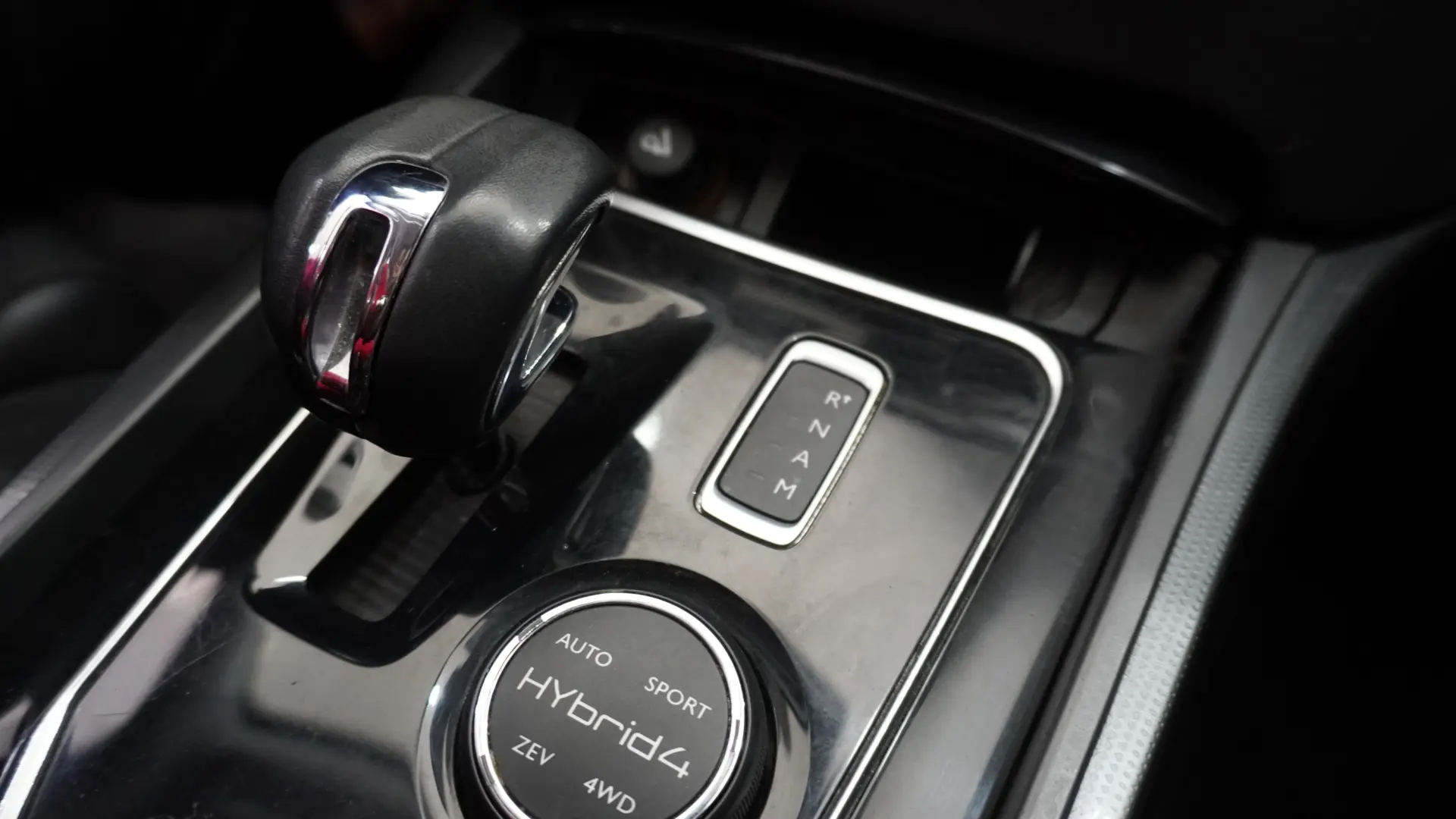 Peugeot 508 2.0 HDi Hybrid4 2-Tronic 30