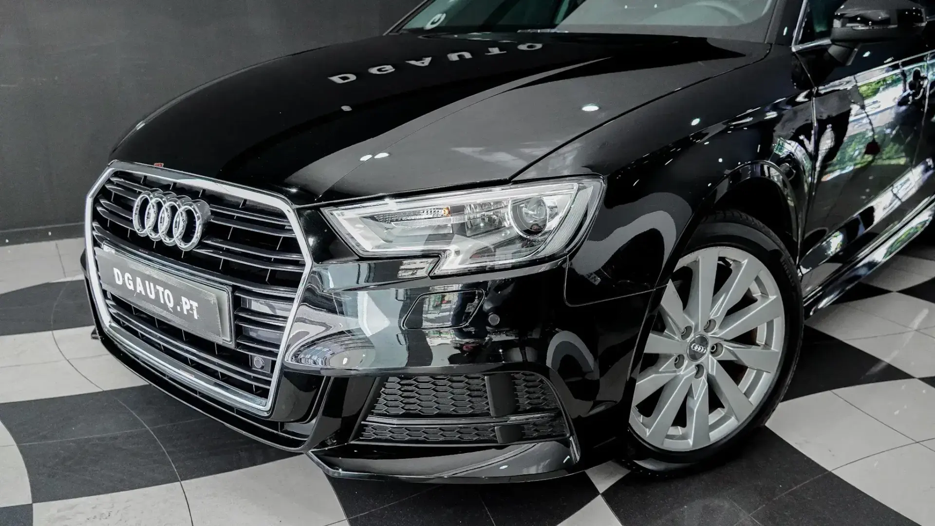 Audi A3 Limousine TDI LIMOUSINE S-LINE 7