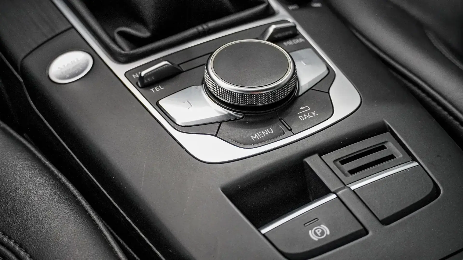 Audi A3 Limousine TDI LIMOUSINE S-LINE 23