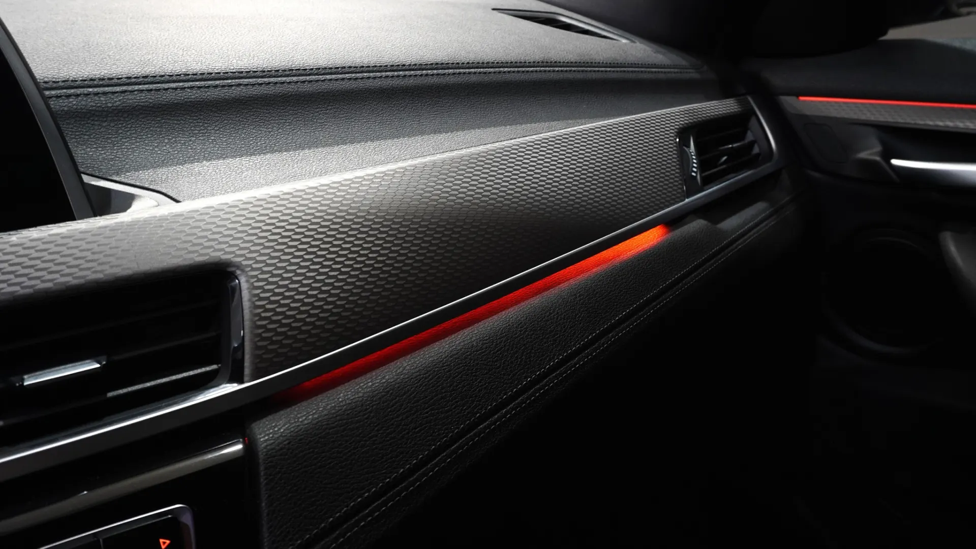 BMW X2 20 d xDrive Auto 33