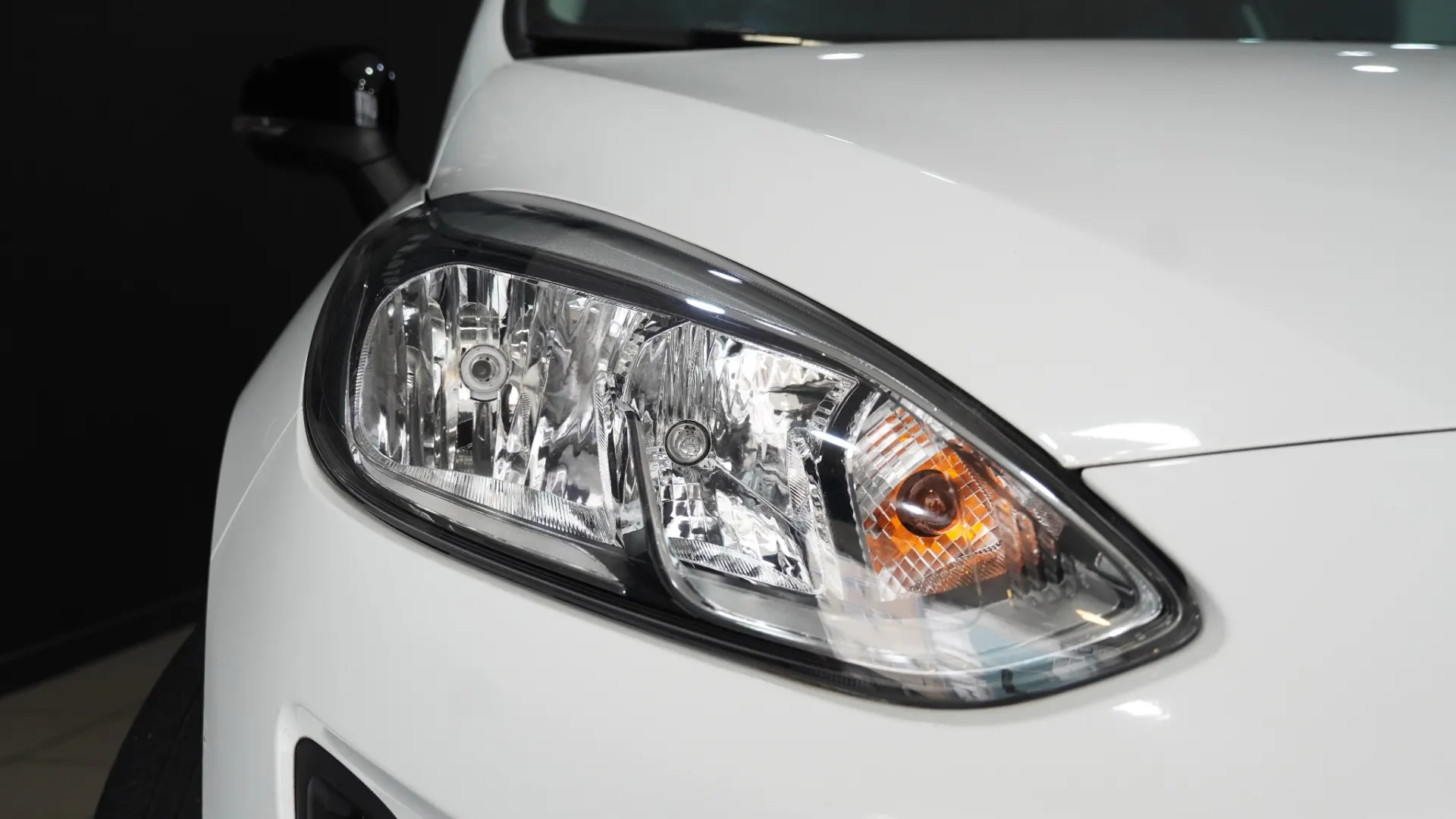 Ford Fiesta 1.1 Ti-VCT Business 5