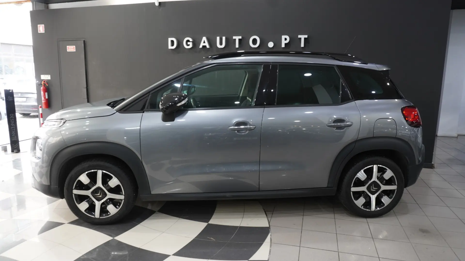 Citroën C3 Aircross 1.2 PureTech Shine 6