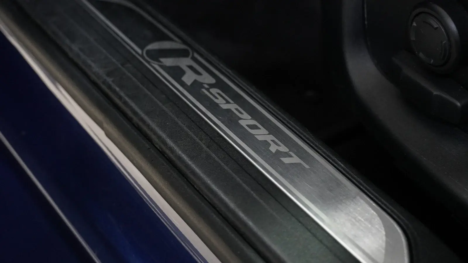 Jaguar XE 2.0 D R-Sport Aut. 10