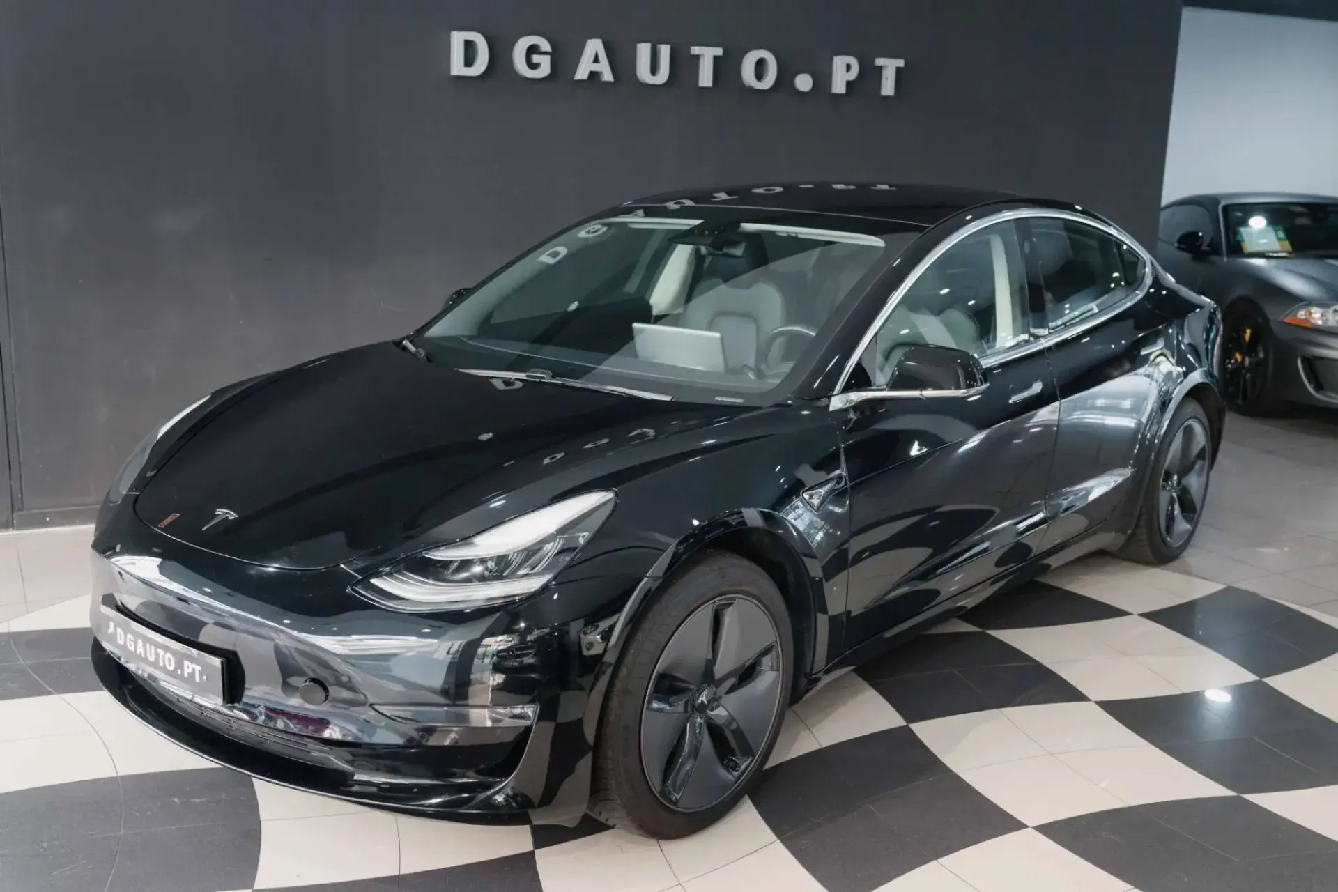 Tesla Model 3 Performance Dual Motor AWD 24