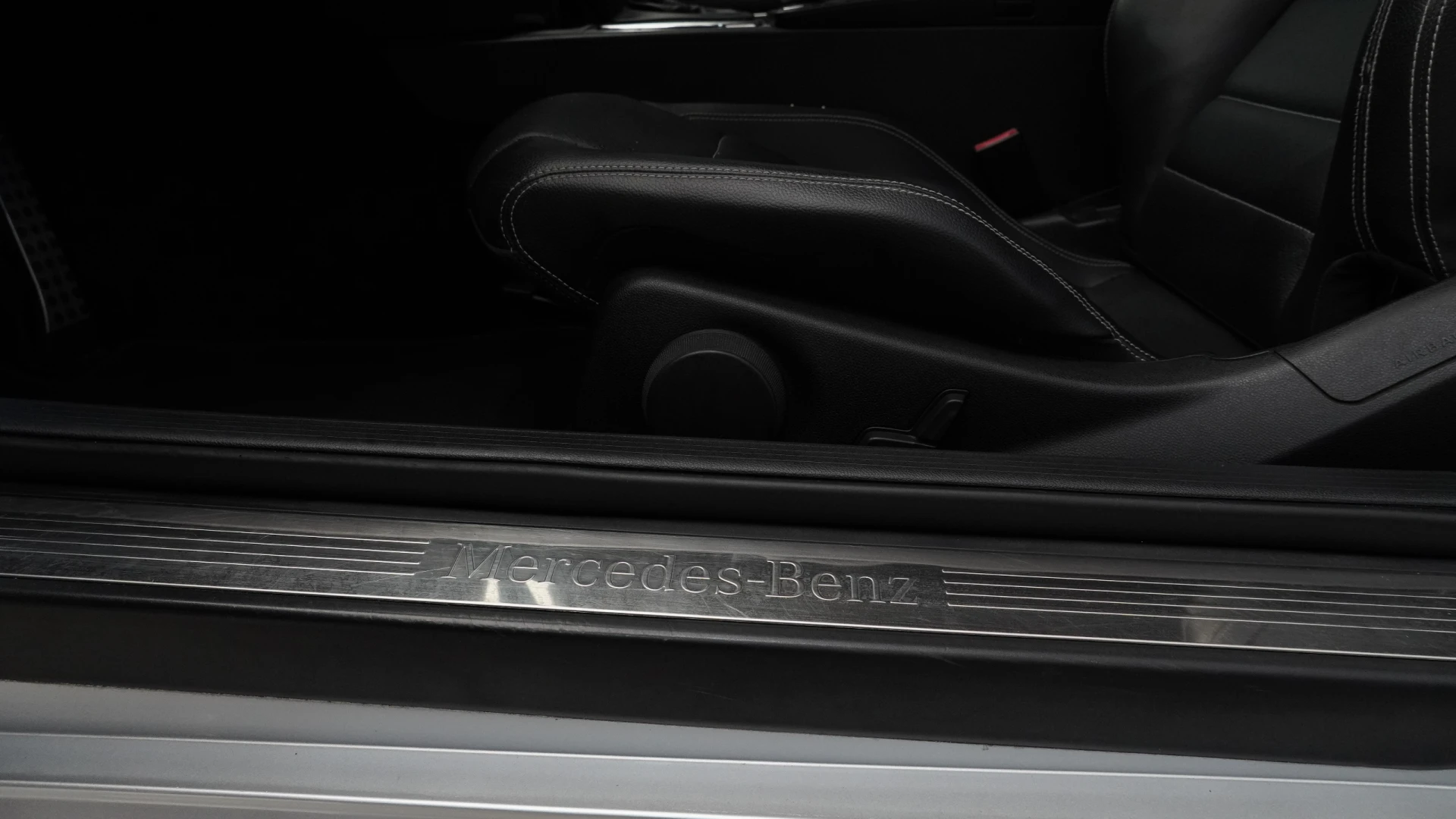 Mercedes-Benz E 250 CDI AMG 27