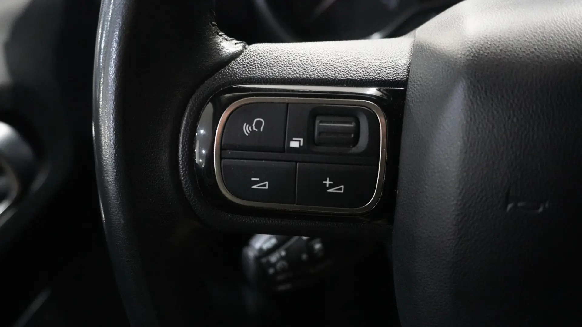 Citroën C3 Aircross 1.2 PureTech Shine 28