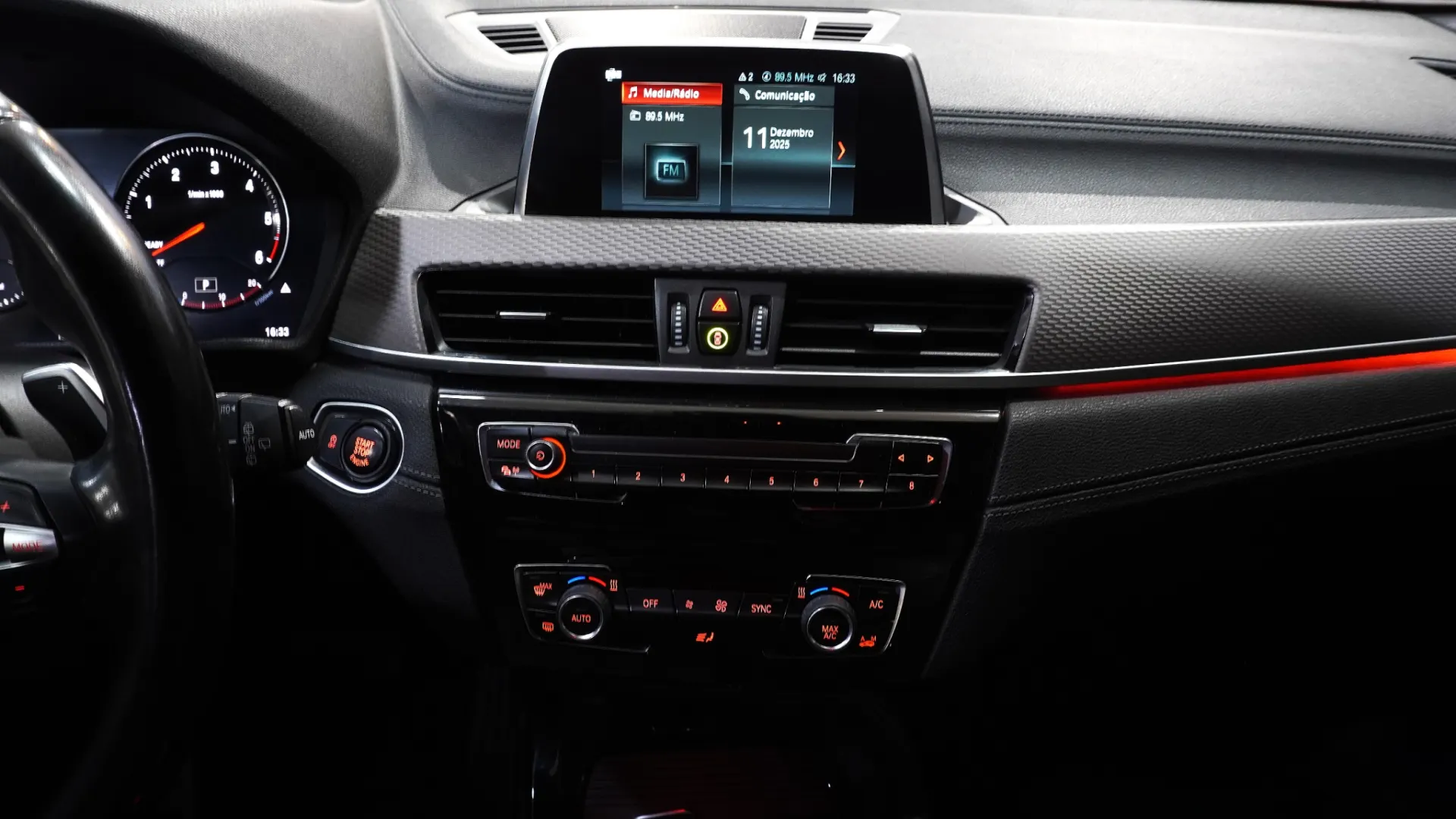 BMW X2 20 d xDrive Auto 34