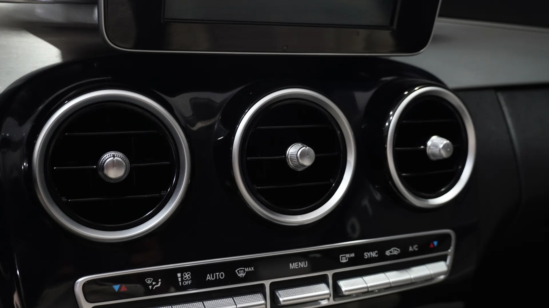 Mercedes-Benz C 200 BlueTEC Avantgarde 40