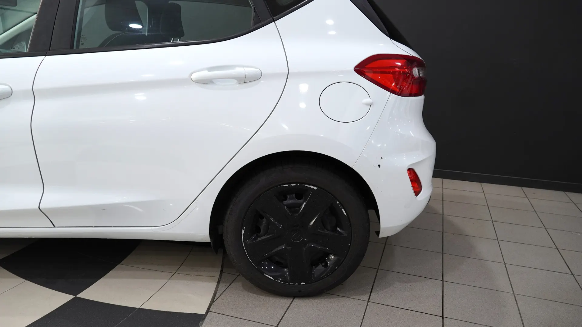 Ford Fiesta 1.1 Ti-VCT Business 10