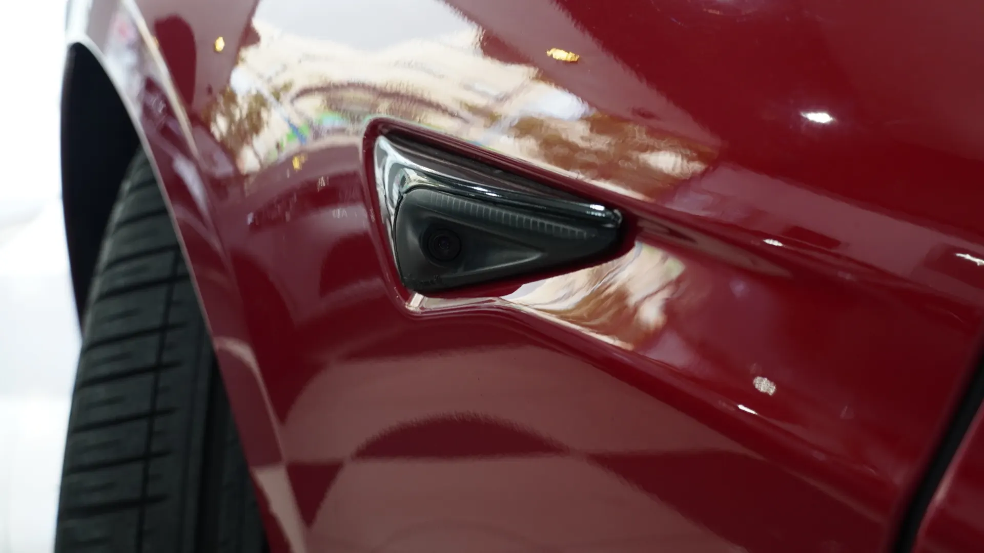 Tesla Model S 75D 13