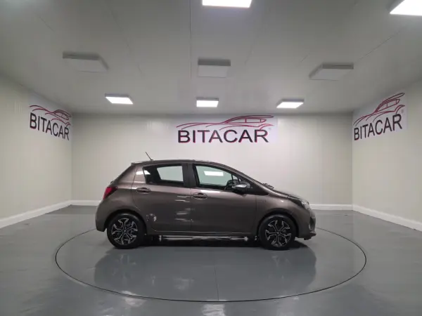 Toyota Yaris 1.5 HSD Comfort+P.Style 62
