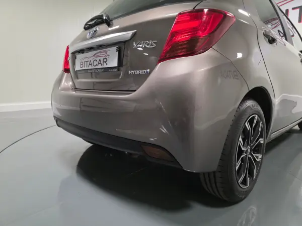 Toyota Yaris 1.5 HSD Comfort+P.Style 57