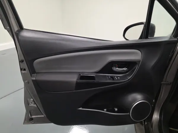 Toyota Yaris 1.5 HSD Comfort+P.Style 94