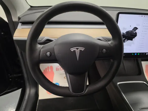 Tesla Model Y LONG RANGE TRAÇÃO INTEGRAL 11