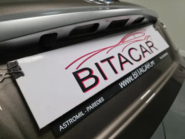 Toyota Yaris 1.5 HSD Comfort+P.Style 53