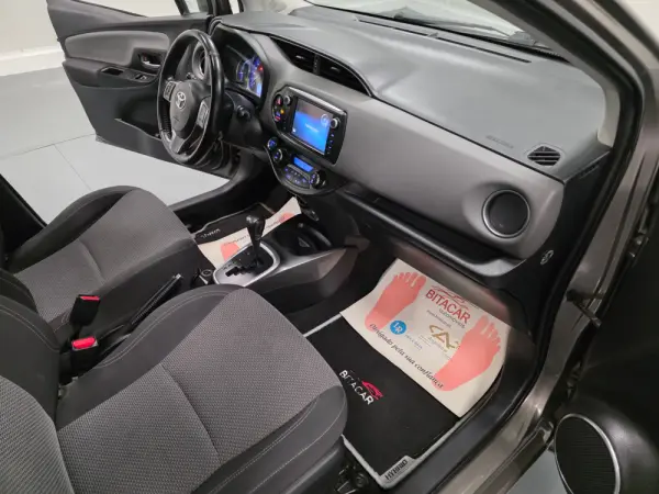 Toyota Yaris 1.5 HSD Comfort+P.Style 86