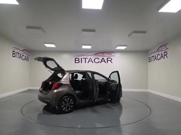 Toyota Yaris 1.5 HSD Comfort+P.Style 65