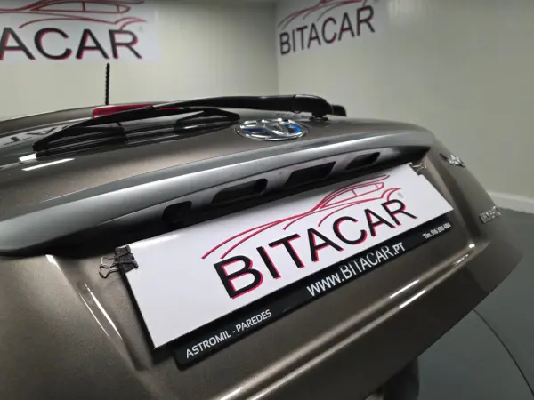 Toyota Yaris 1.5 HSD Comfort+P.Style 49