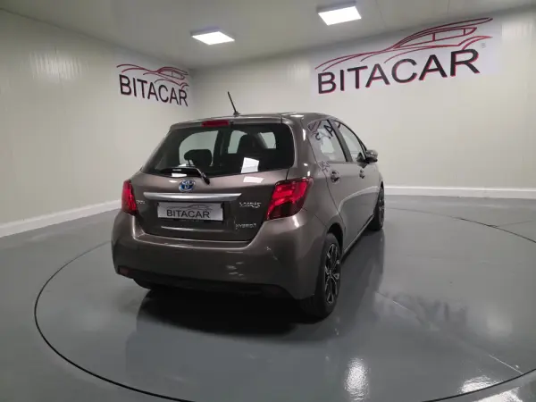 Toyota Yaris 1.5 HSD Comfort+P.Style 59